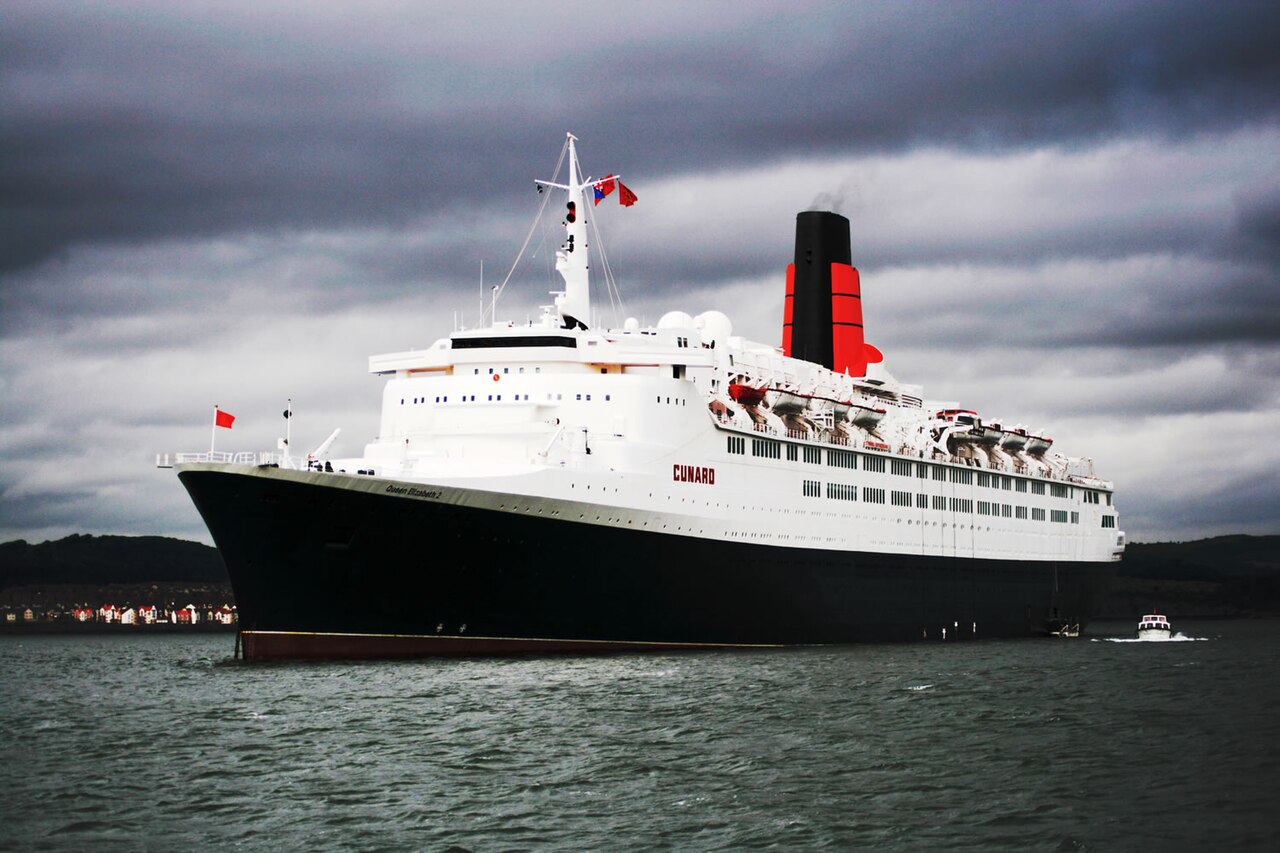The "Express" Boat and Bus Upcharge: Navigating Tourist Transport Traps